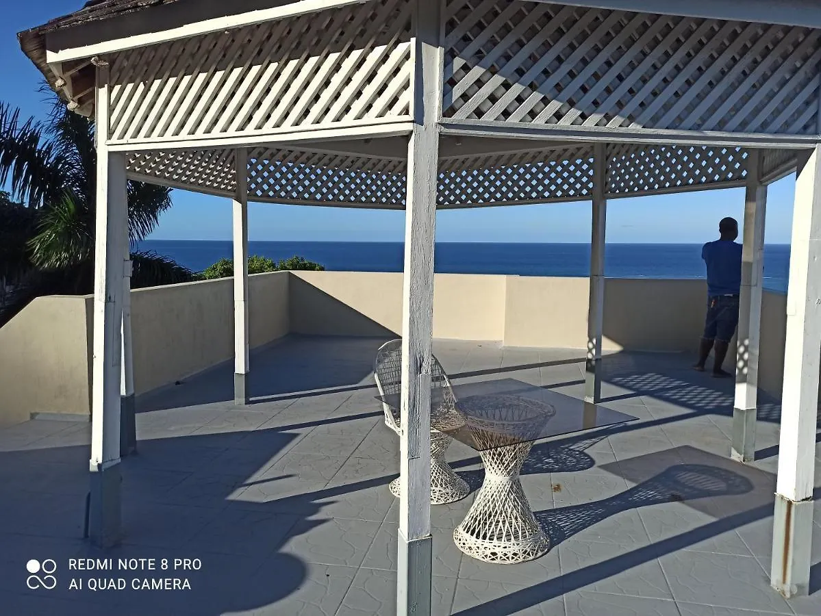 Columbus Heights Apt 26 F Ocho Rios Apartment