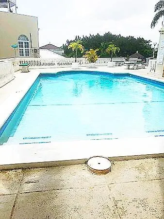 Columbus Heights Apt 26 F Ocho Rios 0*,  Jamaica