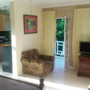 Stylish Ac, Balcony, Parking, Pool Apartment